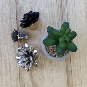 3 adjustable "fun" rings